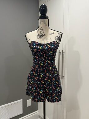 Forever 21 Navy Floral Strapless Romper